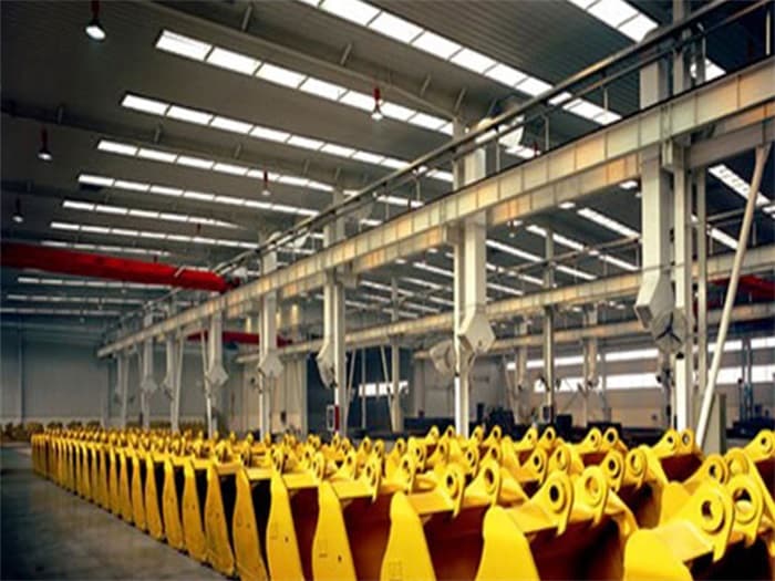 内蒙古徐工集团挖掘机装配车间